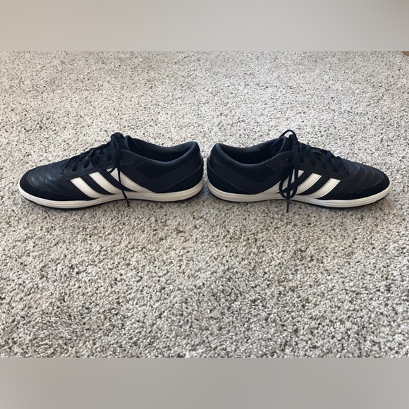 Adidas Adi FC shoes. Excellent Condition! Leather. Size 10. - Picture 4 of 7